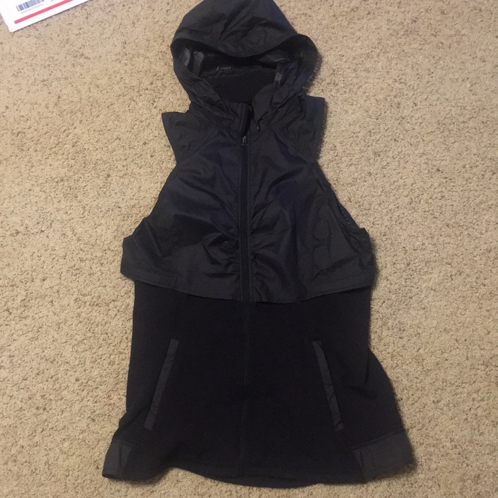 Lululemon vest